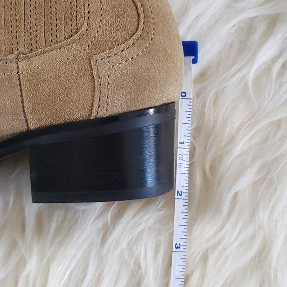 EUC Marc Fisher | Yohani Natural Beige Suede Western Ankle Bootie Sz 6.5 US - Picture 9 of 12